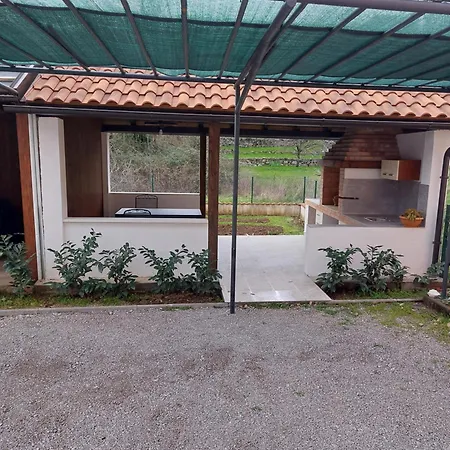 アパート Two Bedroom *