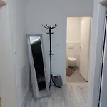 Two Bedroom Appartamento *