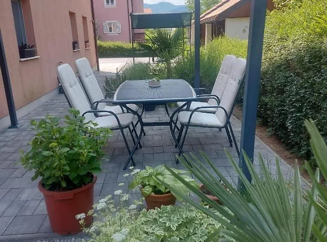 Apartamento Two Bedroom Kastav